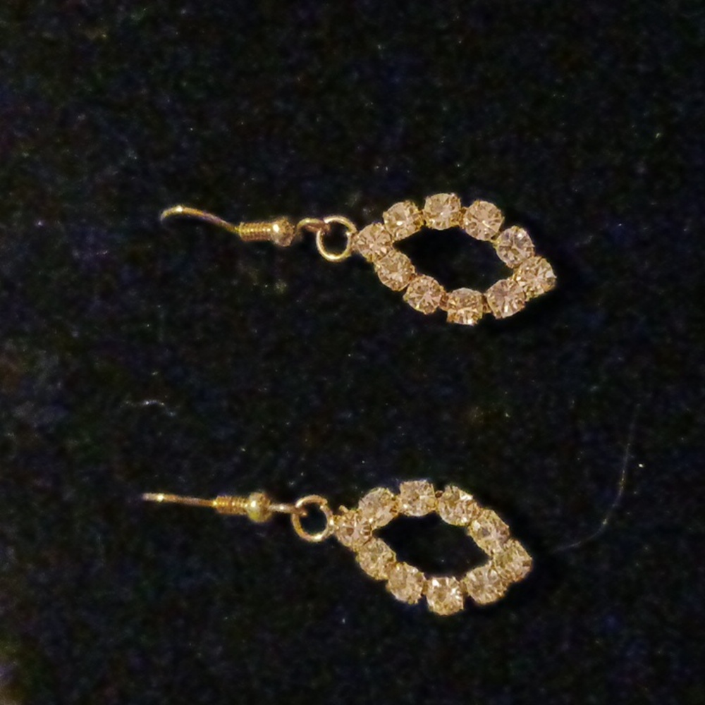 Genuine Crystal Necklace and Earrings Set. NIB - Picture 7 of 17